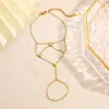 Pulseira de Aço Inoxidável Transfronteiriça com Design Personalizado, Moderno e Versátil, Apresentando Formato de Coração, Dupla Camada, Banhada a Ouro 18K e Joia Conservadora de Cor para Mulheres