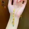Tienda de Oro Mismo Estilo Collar de Corazón Picado Chapado en Oro Alta Retención de Color Floral Mariposa Moneda de los Cinco Emperadores Collar Venta al por Mayor