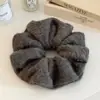 Goma para el pelo de felpa tejida gris estilo coreano para mujer, moño estilo perezoso, accesorio para el pelo simple extragrande, goma para el pelo para otoño e invierno
