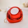 Chegada Nova 2026 Bolsa de Festa Acrílica Mini Bolsa de Mão Feminina Bolsa de Ombro com Corrente Bolsa Pequena Envelope Vermelho