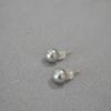 Estilo K Nicho Simple Accesible Lujo Imitación Hogar Zhenduo Cáñamo Luna Fresca Plata Gris Perla Pendientes de Plata 925 Pendientes