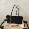 Nuevo Bolso Tote de Gamuza 2026 para Mujer, Bolso de Hombro Cruzado de Gran Capacidad de Alta Gama para el Trabajo, Versátil Tendencia Retro
