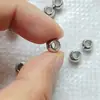 Bola de acero perforada 201 de acero inoxidable, bola de hierro pulido perforada con agujero pasante 304, bola de hierro galvanizado con agujero ciego, bola de acero para rodar con medio agujero