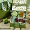 Souvenirs Saludables para el Festival de Medio Otoño, Pequeños Regalos Prácticos para Empleados, Ancianos y Madres: Peine de Cojín de Aire de Sándalo, Martillo de Ajenjo Regalo