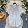 Camisa Feminina Verão 2026 Nova Moda Pesada com Contas Manga Lanterna Versátil Casual Simples de Botão Top Tendência
