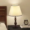 Lámparas de mesa de dormitorio estilo francés, americano y de mediados de siglo; Lámparas de estilo chino nuevo, retro y wabi-sabi para salas de estar, estudios y dormitorios principales; lámparas de noche de madera maciza
