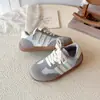 Zapatillas de entrenamiento alemanas para niñas, nueva colección primavera y otoño 2026, zapatillas deportivas infantiles para niños, zapatillas ligeras de suela blanda para niños, de moda