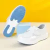 Zapatos de enfermera Feiying de piel de vaca de primera capa para mujer, suela suave tipo palomitas de maíz, transpirables y cómodos, modelo de otoño e invierno con diseño de parche antideslizante