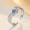 Anillo de Cobre Exquisito con Microincrustaciones de Diamantes, Ultrabrillante y de Ensueño para Mujer, Estilo Francés de Lujo Ligero con un Toque de Alta Gama, Anillo Abierto Super Hada y Hermoso