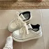 Zapatillas de mujer de punta redonda, suela gruesa, colección primavera/otoño 2026, versátiles, inspiradas en la dopamina, modernas y a la moda, estilo casual
