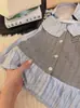 Blusa Infantil Feminina Nova da Moda para Primavera e Outono com Mangas Bufantes, Camisa Estilo College, Top Falso Duas Peças