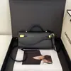 La bolsa de hombro transfronteriza más vendida de Amazon es simple y versátil, adecuada para ir al trabajo, de nicho y moderna, bolsa de hombro y bandolera de moda