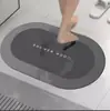 Tapetes de Terra de Diatomáceas Mais Vendidos no Exterior Que São Absorventes de Água, Resistentes à Sujeira, Resistentes ao Desgaste, Fáceis de Manter e Podem Ser Cortados no Tamanho Certo para Uso Doméstico em Banheiros e Entradas