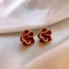 Brincos Ancola Vermelho Agulha de Prata Luxo Leve, Brincos Stud Coração com Óleo Gotejado de Alto Padrão para Outono e Inverno, Brincos Elegantes e Sofisticados