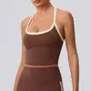 Estilo europeo y americano, popular tacto nude, ajuste ceñido, top deportivo tipo tank top con cuello en U para yoga, versátil, tank top exterior color block para Pilates para verano