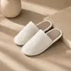 Pantuflas Desechables de Lona Gruesa para Alojamientos de Lujo, Hoteles de Estrellas y Clubes, Se Pueden Personalizar con un Logo