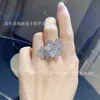 Fanjia Oro de 18 Quilates Color Chapado Pétalos de Trébol Llenos de Diamantes Cadena para Clavícula de Trébol Colgante de Flor Única Anillo de Nicho de Flor