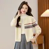 Cardigã de malha casual com zíper e listras para mulheres, versátil e modelador, adequado para primavera e outono, suéter de outer wear para outono e inverno