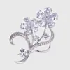 Broche de lujo de alta gama con microincrustaciones de circonita de alto brillo, elegante solapa para traje, accesorios fijos anti-exposición para ropa de mujer