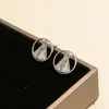 Pendientes Pequeños de Falda con Incrustaciones de Circonita Plateada para Mujer, Exquisitos y Versátiles, Pendientes Elegantes para Damas, Accesorios de Oreja de Lujo Ligero de Nicho