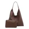 Bolsa Tote de Gran Capacidad para Mujer 2026 Estilo Caliente Versión Coreana Sensación de Alta Gama Moda Versátil para el Trabajo Retro Moderna Bolso de Hombro Único