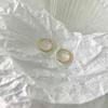 Versão coreana de brinco pequeno de metal latão simples ouro 14k personalidade brincos ins brincos vento frio joias de temperamento atacado