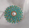 Broche Retrô de Pérola e Turquesa Azul de Luxo Leve e de Alta Qualidade para Mulheres, Corsage Exquisito e Versátil para Casaco, Acessórios de Pino para Casaco