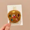 Broche de pelúcia fofo de desenho animado para mulheres, perfeito para outono e inverno, um acessório fresco e estiloso para bolsas, doce e simples, versátil e ideal para roupas e acessórios DIY