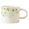Xícara de Café de Cerâmica Exquisita Borboleta Brincando com Rosas Cor Sob Esmalte Conjunto de Caneca e Pires para Uso Doméstico Xícara de Latte Delicada de Alta Qualidade