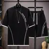 Traje Deportivo de Seda Helada para Hombre Verano 2025 Conjunto de Dos Piezas de Camiseta Casual de Manga Corta de Moda y Pantalones Cortos Holgados