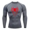 Teum Export Camiseta de Manga Corta de Compresión de Secado Rápido con Estampado de Araña para Hombre Y2K Capa Base para Correr Body para Entrenamiento de Fitness
