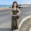 Conjunto de Lujo Ligero de Nicho de Alta Gama para Niñas Estilo Coreano Atuendo Niños Grandes Único Súper Atractivo Ropa Infantil Nueva de Otoño 2026