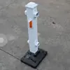 Acessórios para Postes de Grade de Proteção de Tráfego e Estradas Municipais Base de Borracha Polimérica Cimento Base de Chapa de Ferro Apoio de Pé para Grade de Proteção