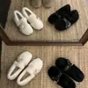 Primeiro Encontro Sapatos de Pelo Branco Ji Sapatos Femininos 2026 Outono Inverno Plus Veludo Quente Sapatos de Algodão Versáteis Sapatos de Feijão