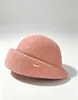Sombrero de Equitación para Mujer Otoño Invierno Nuevo Elegante Sencillo Decoración de Perlas Lana Retro Copa Redonda Versátil Bombín Pequeño Boina