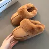Zapatos Birkenstock de Estilo Coreano con Suela Suave y Forro de Felpa para Mujer 2026 Otoño/Invierno Calzado para Exteriores Cálidos Antideslizantes de Ponerse Fácil Pantuflas de Algodón Cerradas de Punta de Felpa