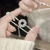 2026 Nuevo Pulsera de Flor de Cuatro Pétalos de Alta Gama para Mujer, Lujo Accesible, Súper Flash Ins, Simple Elegante, Mejor Regalo de Cumpleaños para Amiga