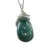 Colgante de jadeíta natural con incrustaciones de plata S925. Colgante de jadeíta con incrustaciones de material peligroso, cadena de clavícula de jade para mujer con penetración de hielo de agua azul.