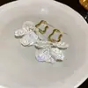Pétalo de Concha Sentimiento de Super Hada Temperamento Pétalo Blanco Borla Diseño de Nicho Entrada de Lujo Personalidad Única Pendientes para Mujer