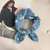 Pañuelo de Seda Pequeño Cuadrado Floral de Algodón para Primavera y Verano Estilo Japonés Margarita Negra Pañuelo Pequeño Estilo Coreano Estilo Mori Diadema para el Cabello de Niña