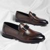 Mocassins para Homens 2025 Outono Novo Moda Britânica Sapatos de Feijão Uma Perna Casual de Negócios Sapatos de Couro Preguiçosos Tendência Masculina