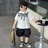 Ropa de Verano para Niños Conjunto con Cuello de Letras 2026 Nuevo Estilo Niños Pequeños Atractivo Manga Corta Casual Moderno Ropa Infantil Ropa de Bebé