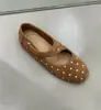 Sapatos Mary Jane femininos 2026, novo estilo retrô de outono, versáteis com fecho de velcro, sapatilhas de bico raso para uso ao ar livre, inspirados em Chanel