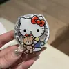Lazo Rojo Gatito Xiaoxin Soporte Compatible con Magsafe Funda Magnética para Teléfono Gadget Perezoso de Escritorio Dibujo Animado Moderno