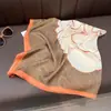 Nuevo Pañuelo Cuadrado Grande de 90 cm, Elegante Pañuelo de Seda Sarga para Mujer, Bufanda Chal de Moda para Primavera y Otoño para Decoración