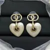 Aretes Doble C Estilo Chanel para Mujer, Aretes de Botón con Forma de Corazón Tachonados con Diamantes Rosas, Accesorios para Orejas Chanel con Forma de Corazón, Aretes de Aguja Plateada