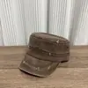 Sombrero de Copa Plana Retro Estilo Coreano Desgastado para Mujer Diseño de Nicho Gorra de Béisbol Rota Circunferencia de Cabeza Grande Hace que la Cara Parezca Pequeña Sombrero de Equitación