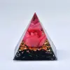 Fábrica de artesanías para decoración de escritorio de oficina en casa con grava de pirámide de cristal de resina epoxi de comercio exterior transfronterizo