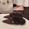 Abraza suavemente tus pies, comodidad para todo el día, elige pantuflas de punta cerrada.