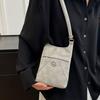Bolso Cuadrado Pequeño de Alta Gama con Múltiples Cierres de Gran Capacidad Nuevo para Primavera y Verano 2025 Bolso de Cuero PU Bolso de Hombro Bolso Cruzado Bolso para Teléfono Móvil